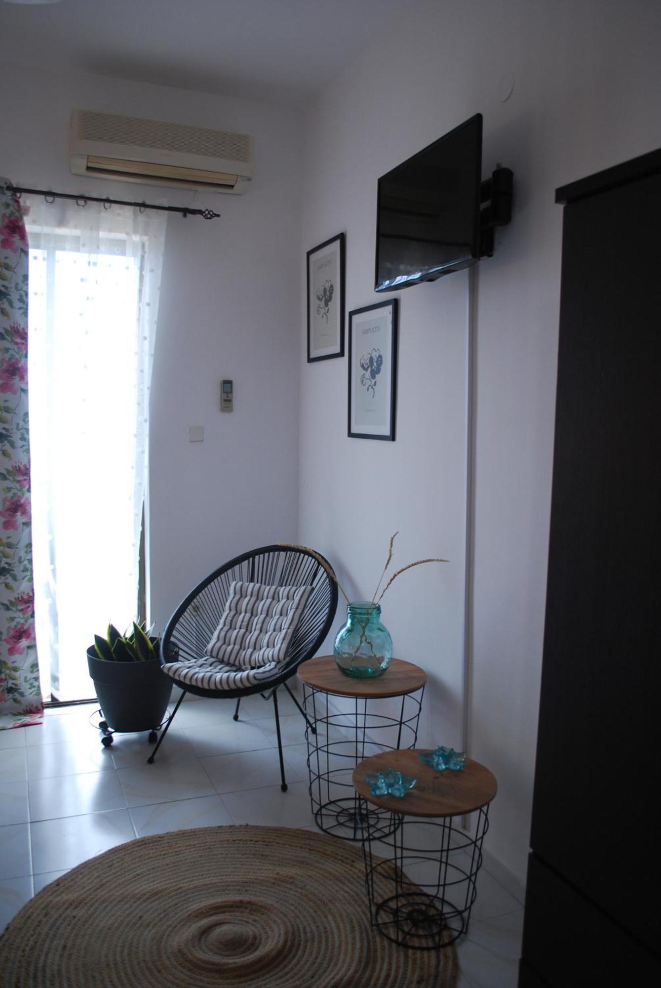 Sunset Rooms Agia Marina  Exterior photo